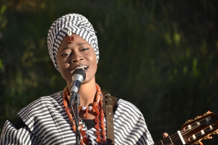 LIVE-Africa Chic- Zeina Ndong-WEB