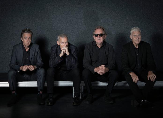 LIVE-Dr Feelgood-WEB