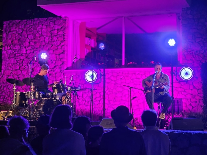 LIVEREPORT-Impressions-Roge-WEB