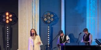 LUZ CASAL