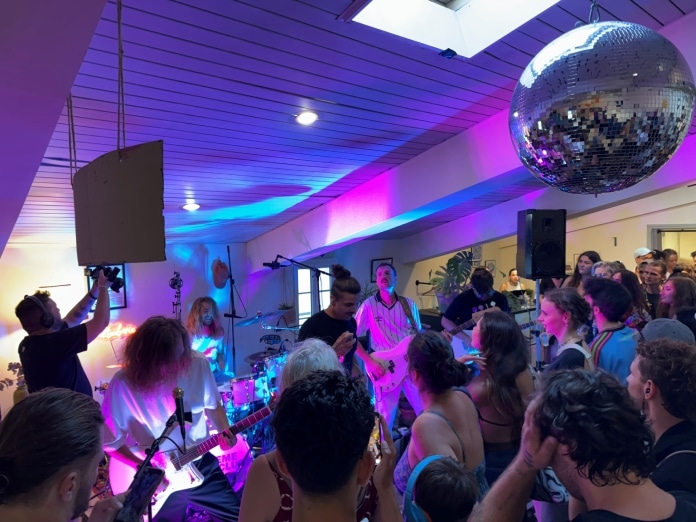 LIVEREPORT-The Supreme Nightclub-WEB